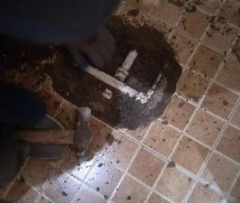 赞皇卫生间漏水维修公司为您分享下卫生间渗水如何处理及注意事项